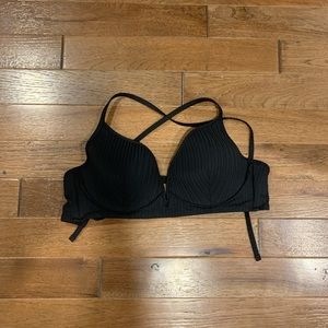 Black ribbed bikini top